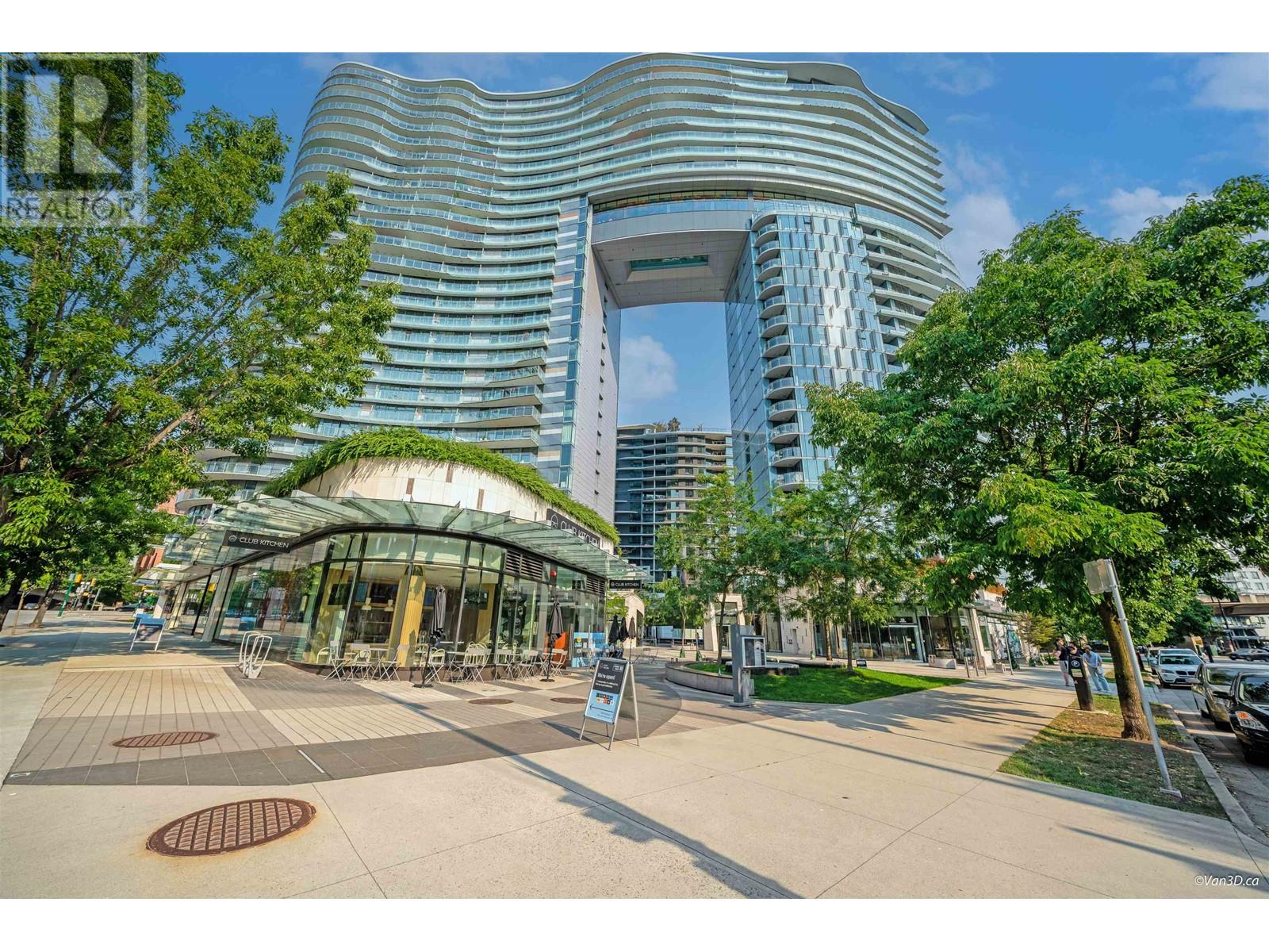 1011 89 NELSON STREET, Vancouver