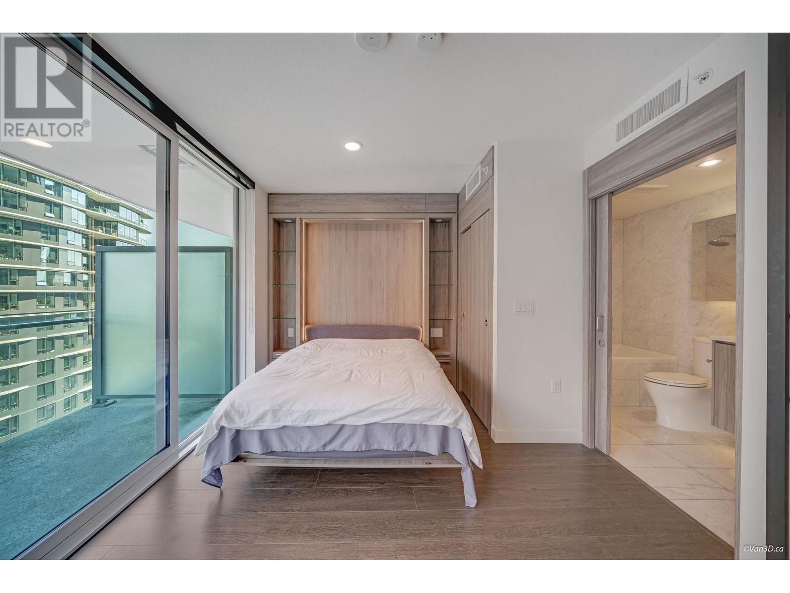 Listing Picture 13 of 40 : 1011 89 NELSON STREET, Vancouver / 溫哥華 - 魯藝地產 Yvonne Lu Group - MLS Medallion Club Member