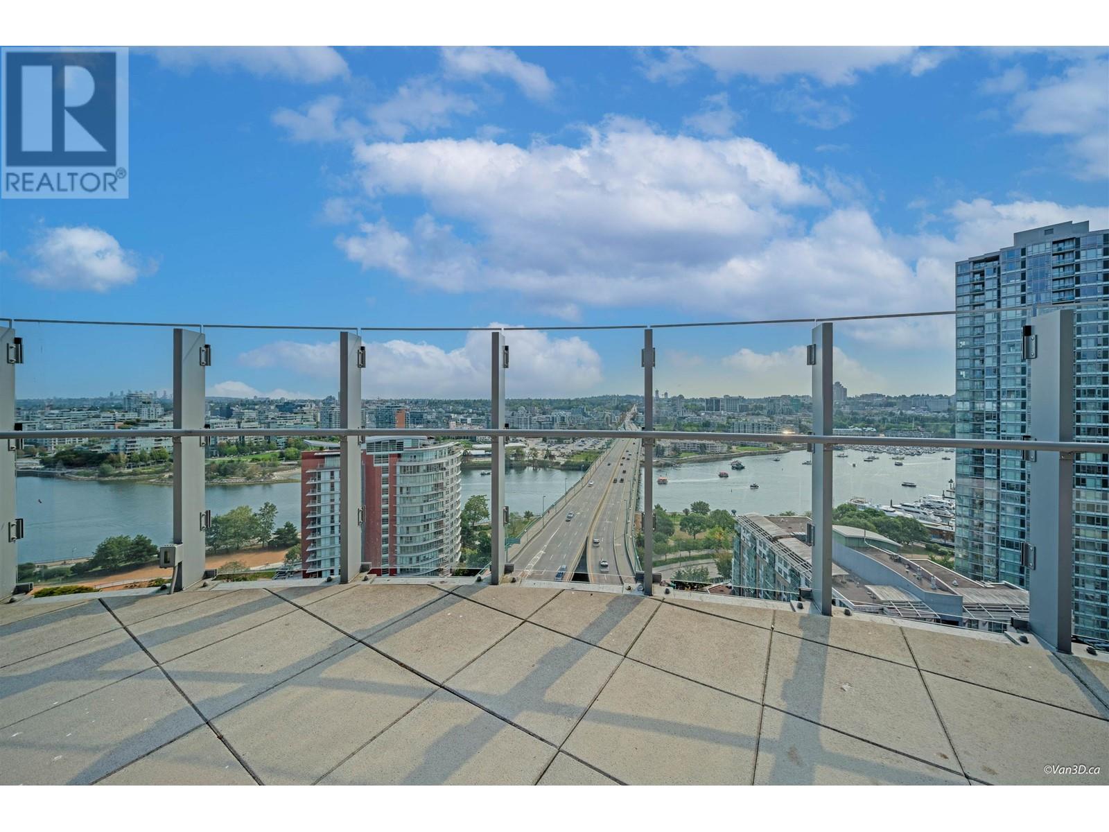 Listing Picture 30 of 40 : 1011 89 NELSON STREET, Vancouver / 溫哥華 - 魯藝地產 Yvonne Lu Group - MLS Medallion Club Member