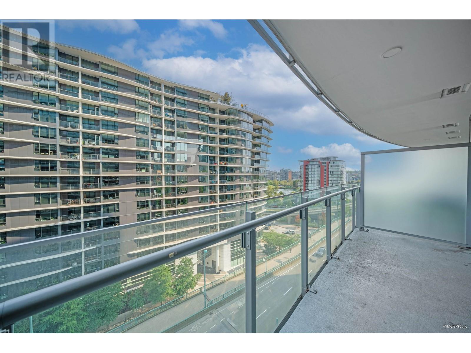 Listing Picture 33 of 40 : 1011 89 NELSON STREET, Vancouver / 溫哥華 - 魯藝地產 Yvonne Lu Group - MLS Medallion Club Member