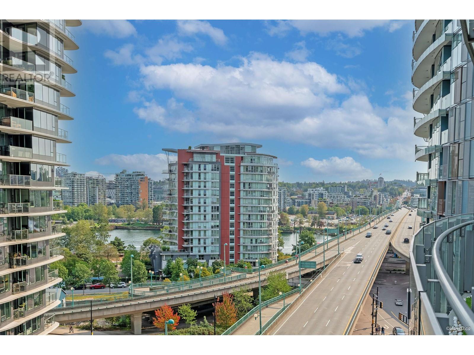 Listing Picture 39 of 40 : 1011 89 NELSON STREET, Vancouver / 溫哥華 - 魯藝地產 Yvonne Lu Group - MLS Medallion Club Member