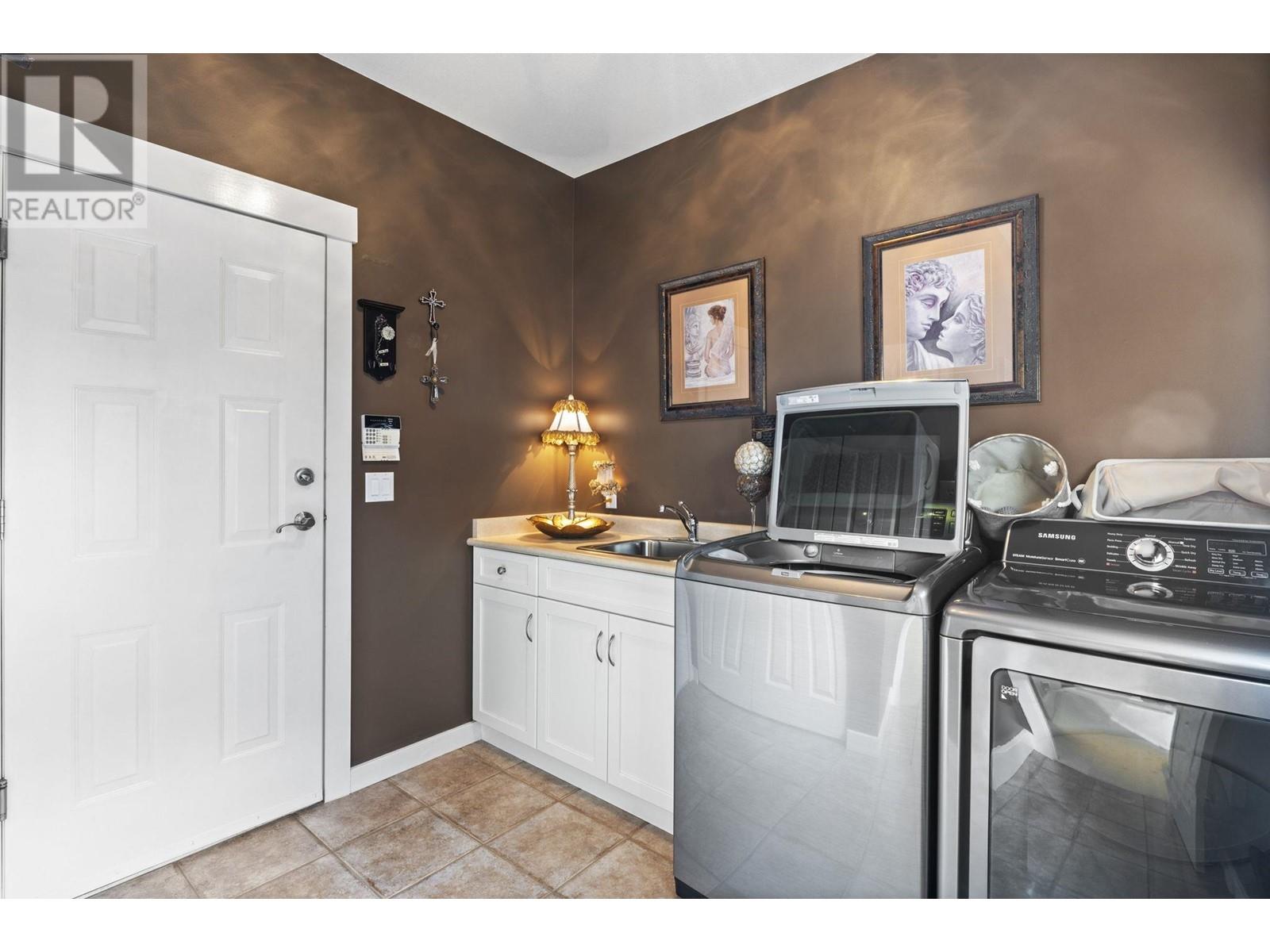 31 Birchwood Crescent, Port Moody, British Columbia  V3H 5H7 - Photo 14 - R2945190