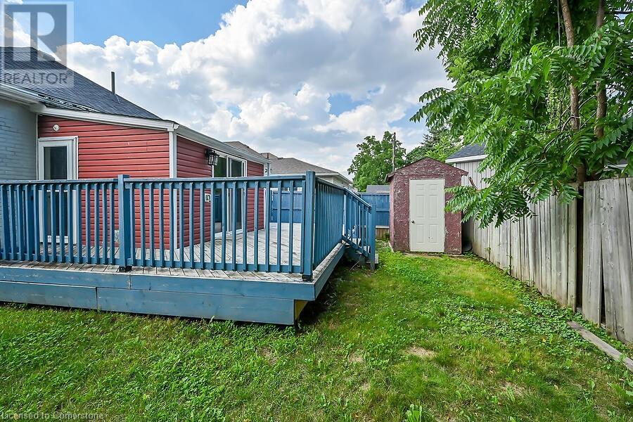 16 Webling Street, Brantford, Ontario  N3S 2S7 - Photo 27 - 40678851