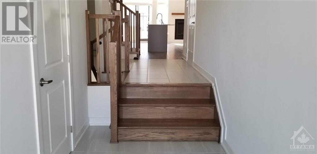 814 Mochi Circle, Ottawa, Ontario  K2J 6Y9 - Photo 2 - X10429724