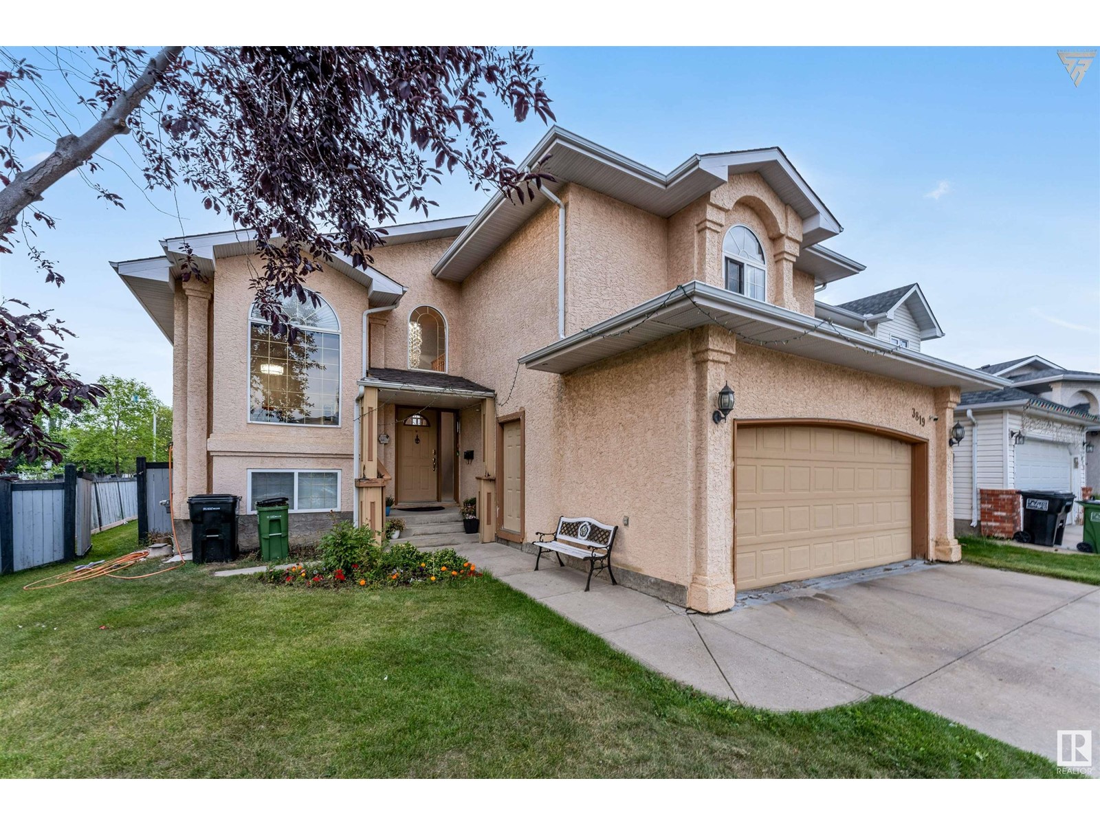 3819 44 ST NW, Edmonton, Alberta