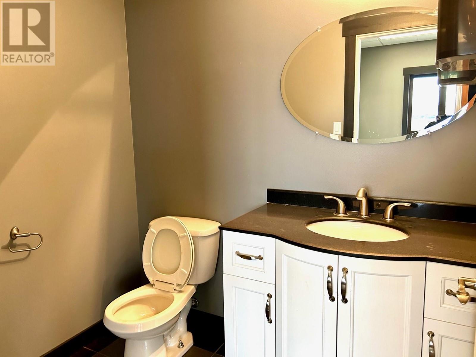 4704 54 Street, Fort Nelson, British Columbia V0C 1R0 - Photo 8 - C8063882