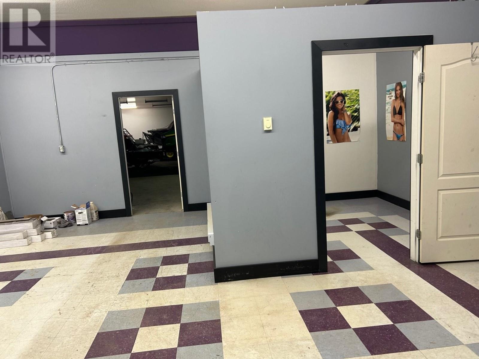 4704 54 Street, Fort Nelson, British Columbia V0C 1R0 - Photo 9 - C8063882