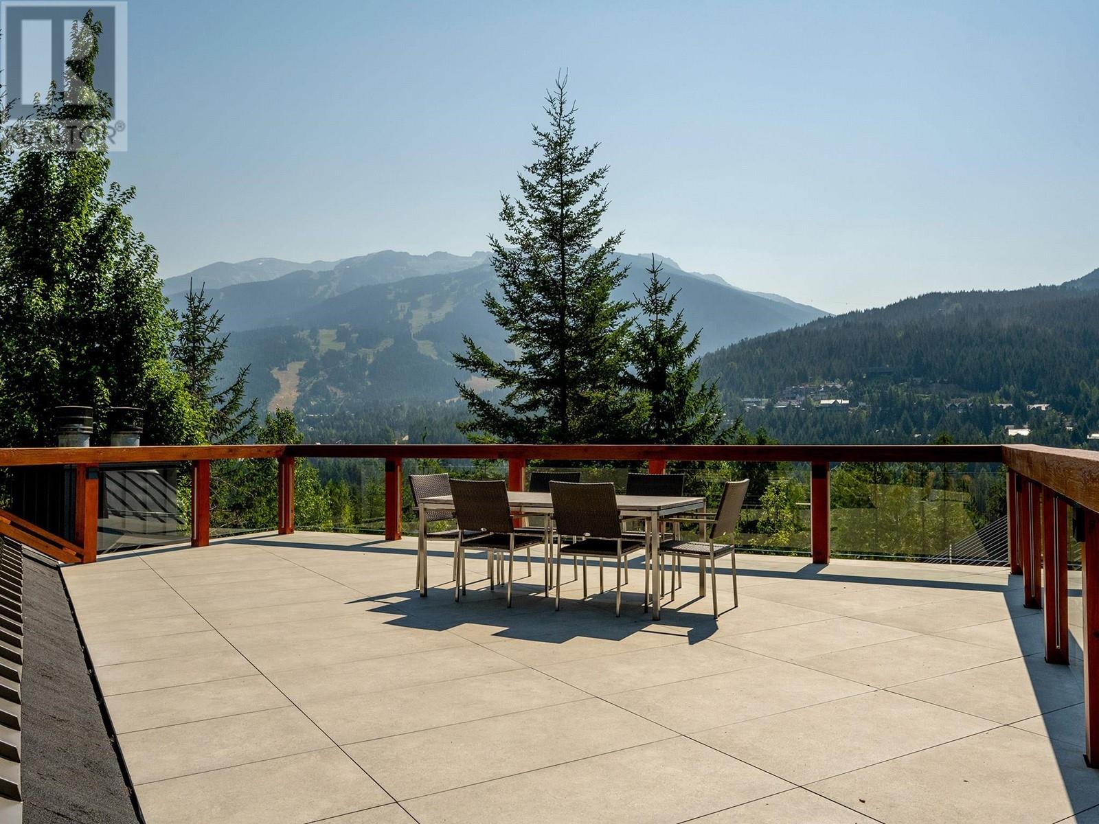 3220 Peak Drive, Whistler, British Columbia  V8E 0V4 - Photo 13 - R2889102