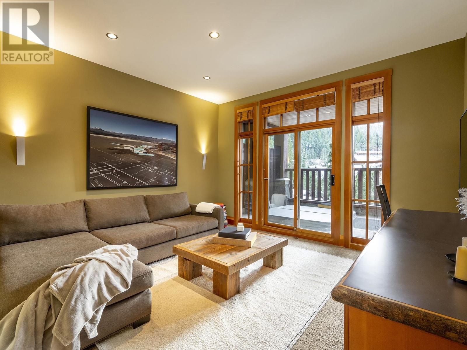 20 2300 NORDIC DRIVE