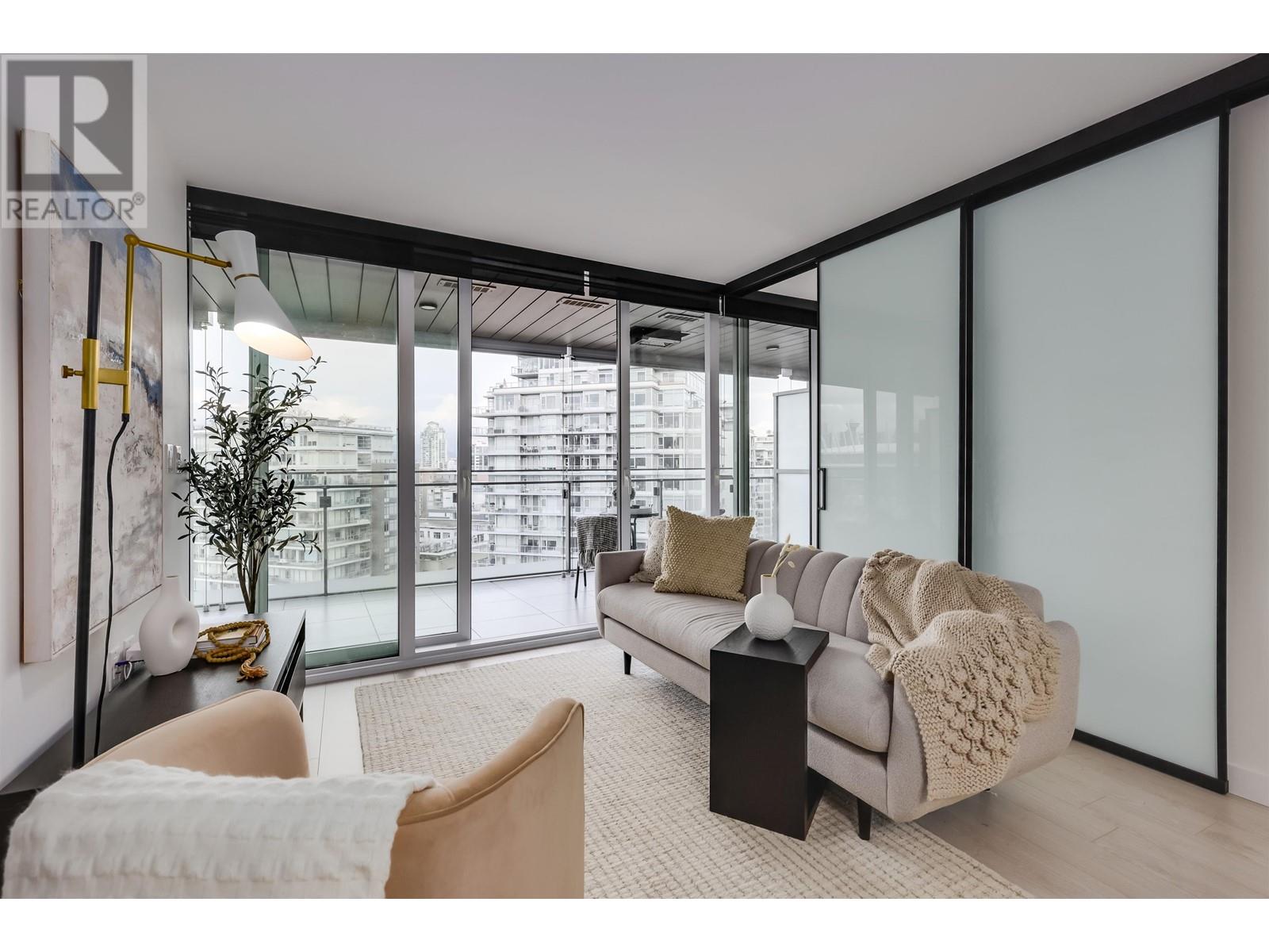 1308 1768 COOK STREET, vancouver, British Columbia