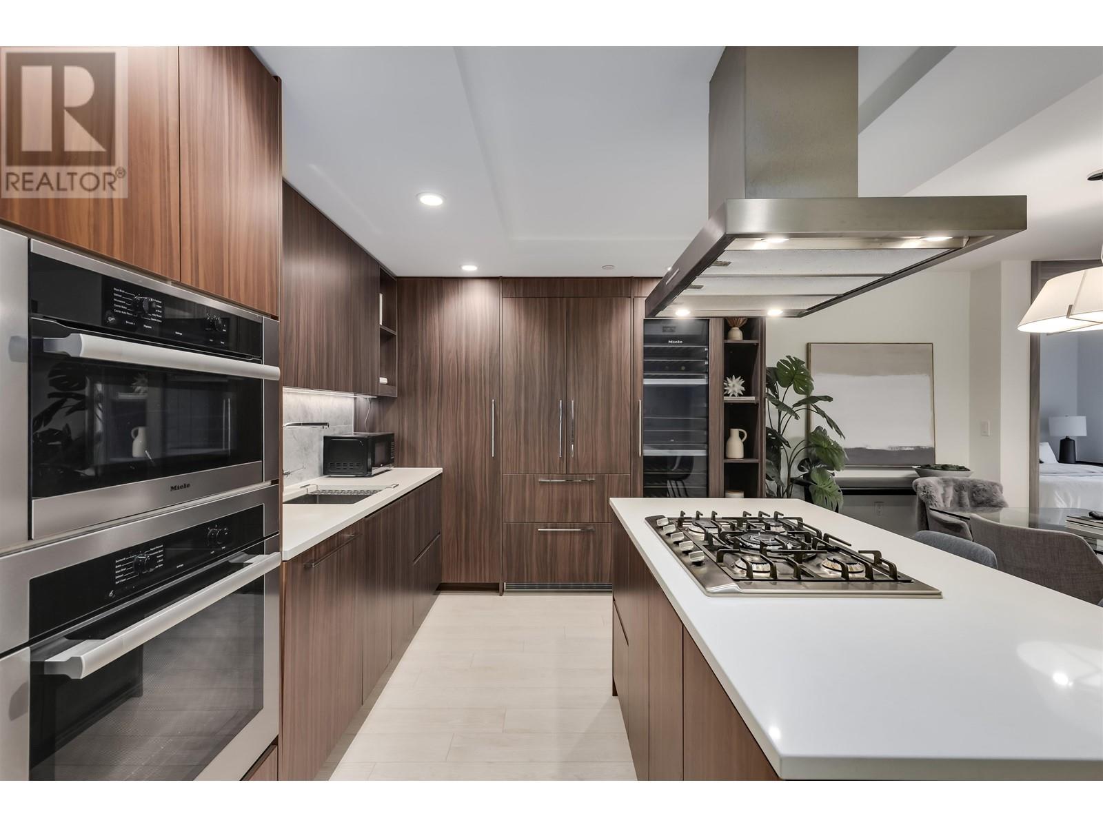 1308 1768 Cook Street, Vancouver, British Columbia  V5Y 0N3 - Photo 9 - R2945216