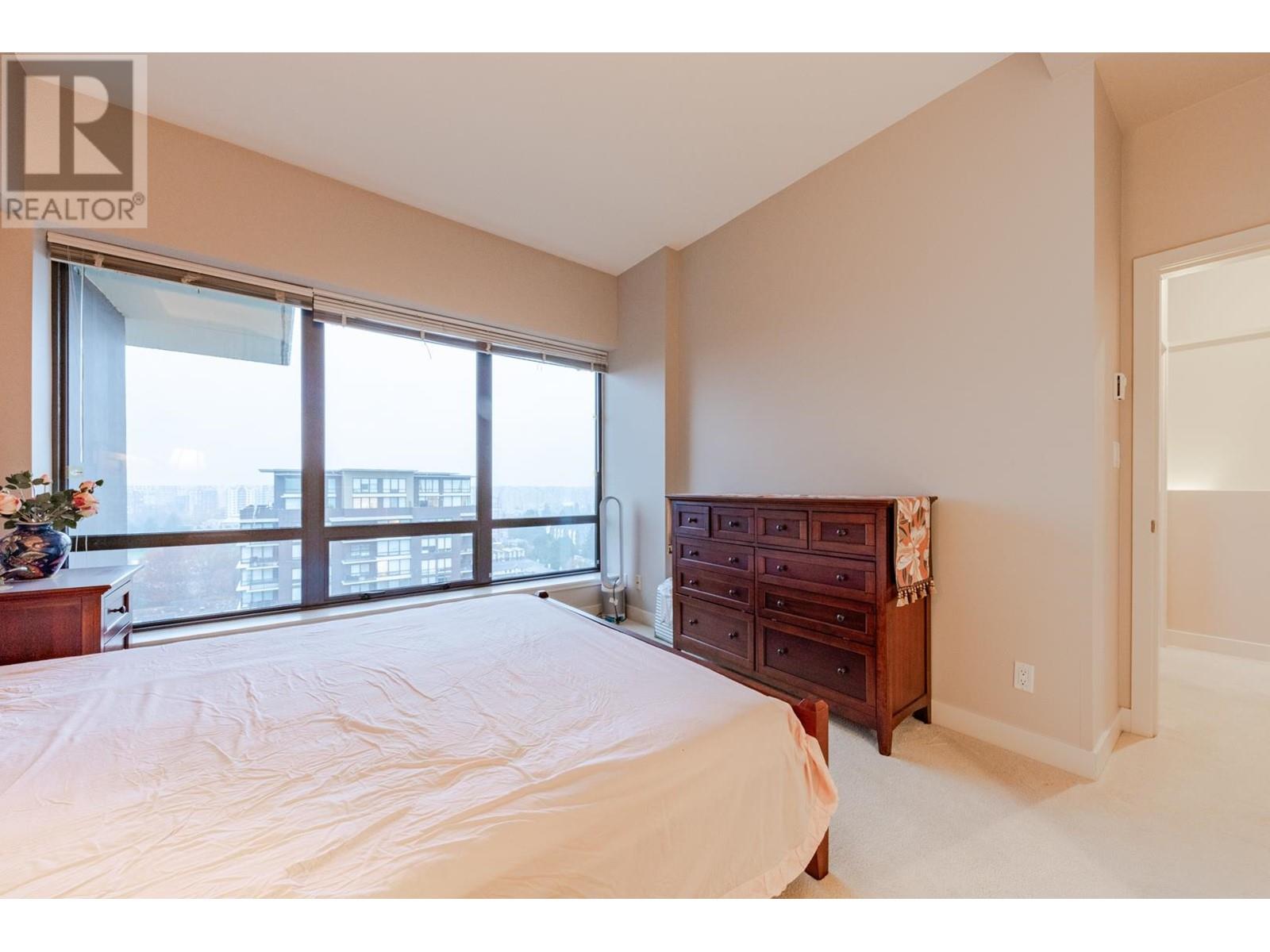 Listing Picture 21 of 34 : 1805 6333 KATSURA STREET, Richmond / 烈治文 - 魯藝地產 Yvonne Lu Group - MLS Medallion Club Member