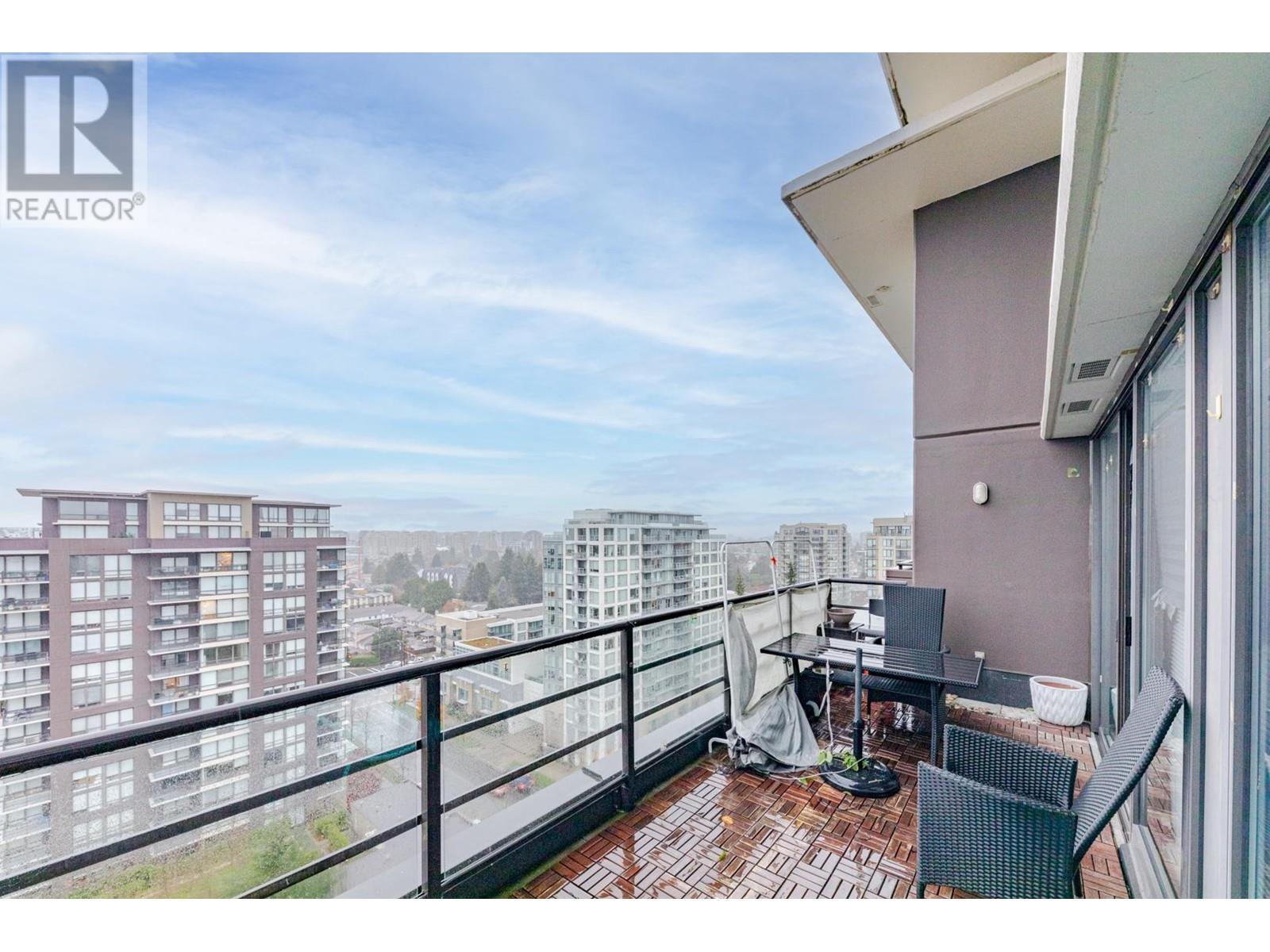 Listing Picture 27 of 34 : 1805 6333 KATSURA STREET, Richmond / 烈治文 - 魯藝地產 Yvonne Lu Group - MLS Medallion Club Member