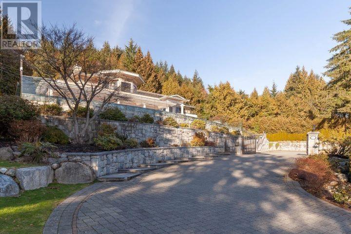 Property at 1167 EYREMOUNT DRIVE image 3