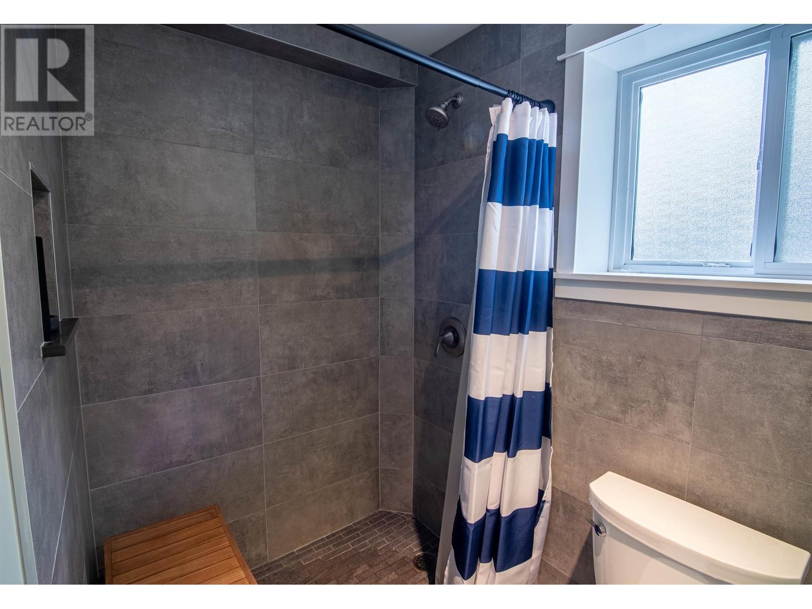 2345 Sunnyside Road, Anmore, British Columbia  V3H 4Y5 - Photo 33 - R2945307