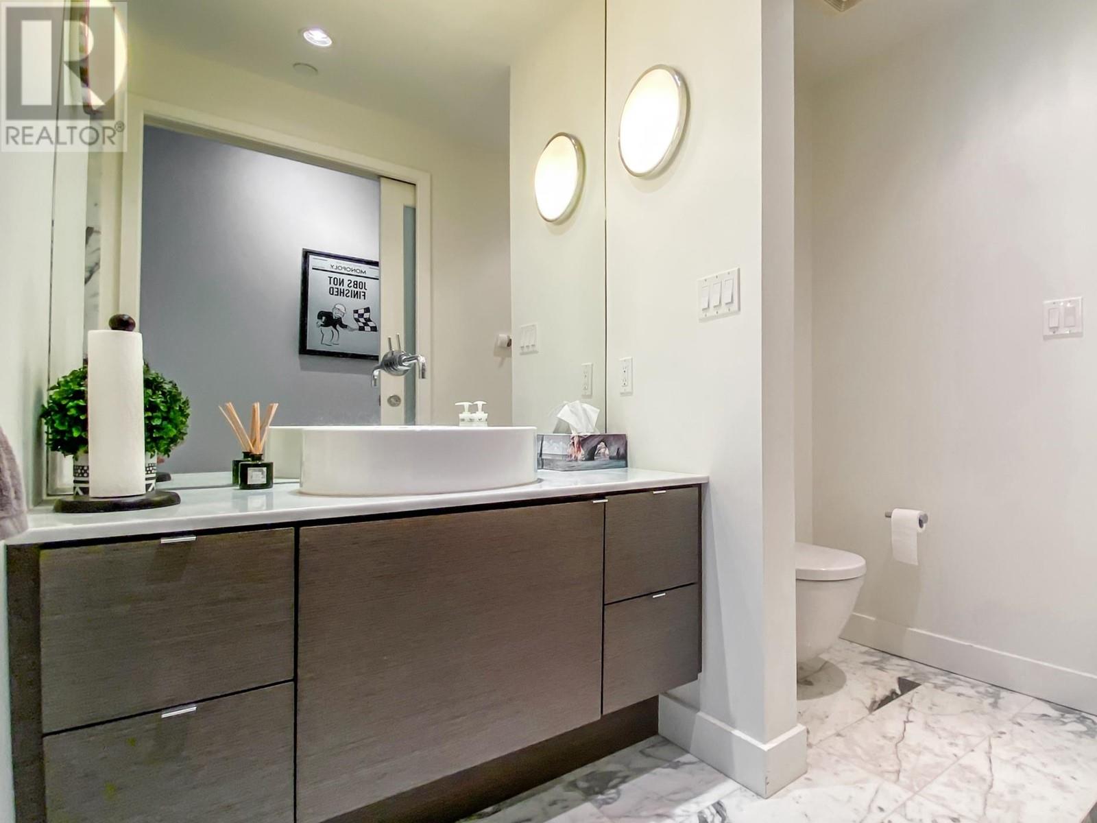 Listing Picture 10 of 39 : 301 1477 W PENDER STREET, Vancouver / 溫哥華 - 魯藝地產 Yvonne Lu Group - MLS Medallion Club Member