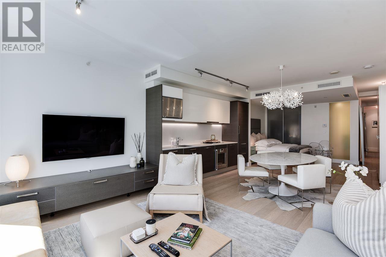 Listing Picture 18 of 39 : 301 1477 W PENDER STREET, Vancouver / 溫哥華 - 魯藝地產 Yvonne Lu Group - MLS Medallion Club Member