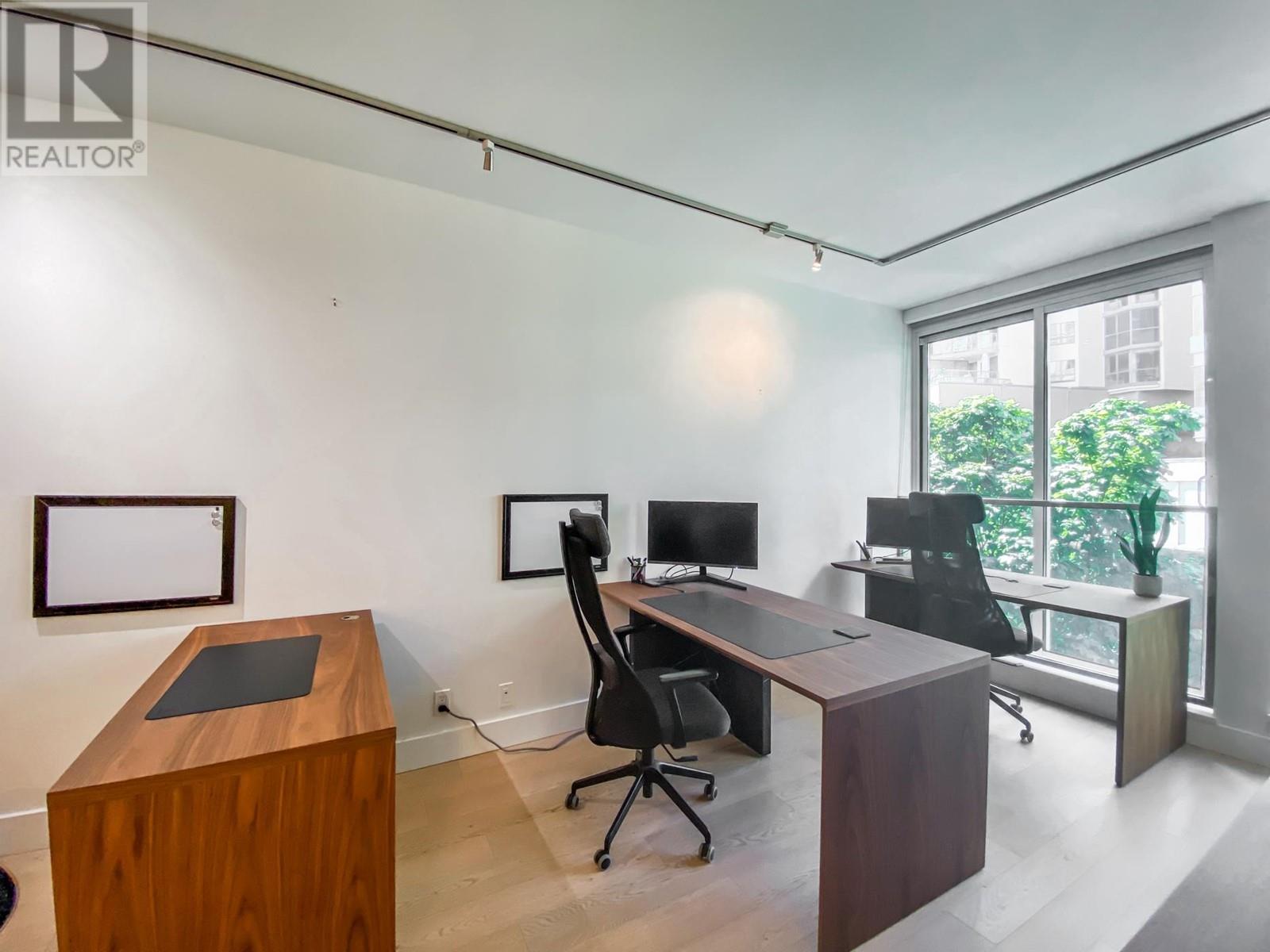 Listing Picture 5 of 39 : 301 1477 W PENDER STREET, Vancouver / 溫哥華 - 魯藝地產 Yvonne Lu Group - MLS Medallion Club Member