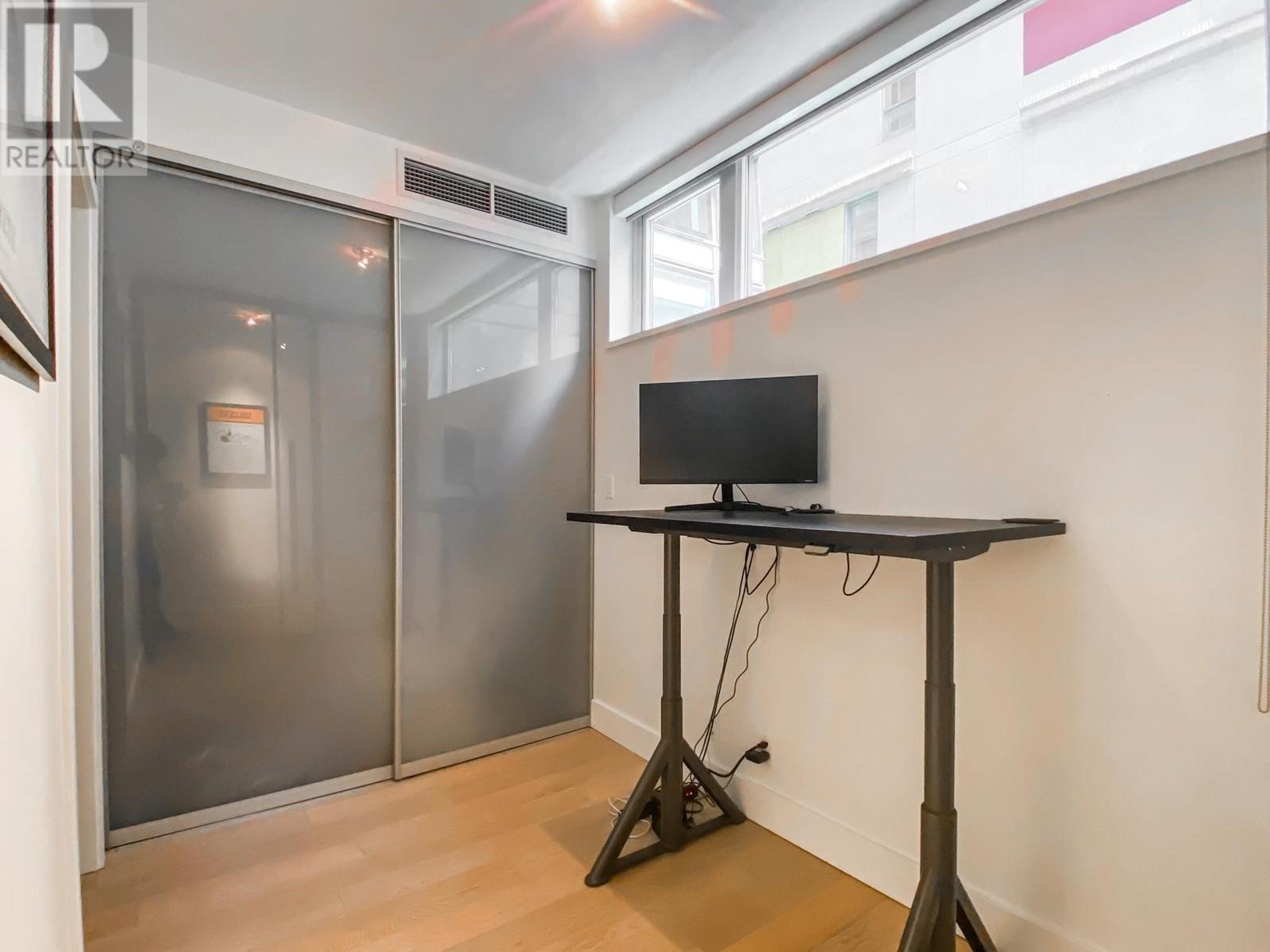 Listing Picture 6 of 39 : 301 1477 W PENDER STREET, Vancouver / 溫哥華 - 魯藝地產 Yvonne Lu Group - MLS Medallion Club Member