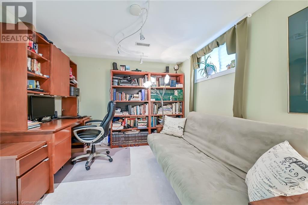 166 Rifle Range Road, Hamilton, Ontario  L8S 3B6 - Photo 17 - 40678911