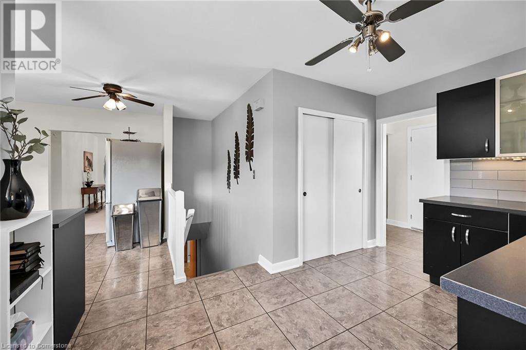 166 Rifle Range Road, Hamilton, Ontario  L8S 3B6 - Photo 6 - 40678911