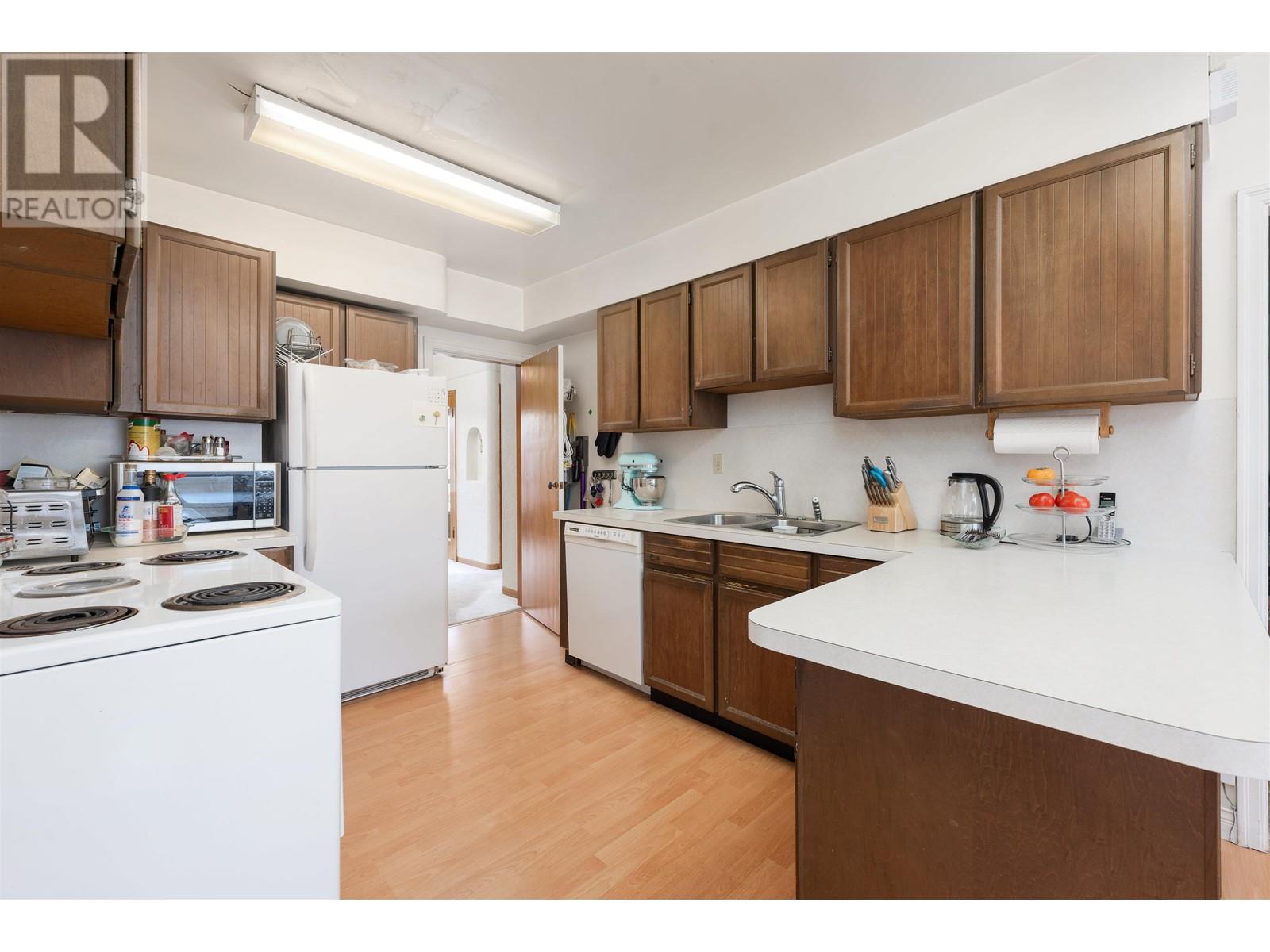 257 W 46th Avenue, Vancouver, British Columbia  V5Y 2X2 - Photo 11 - R2945365