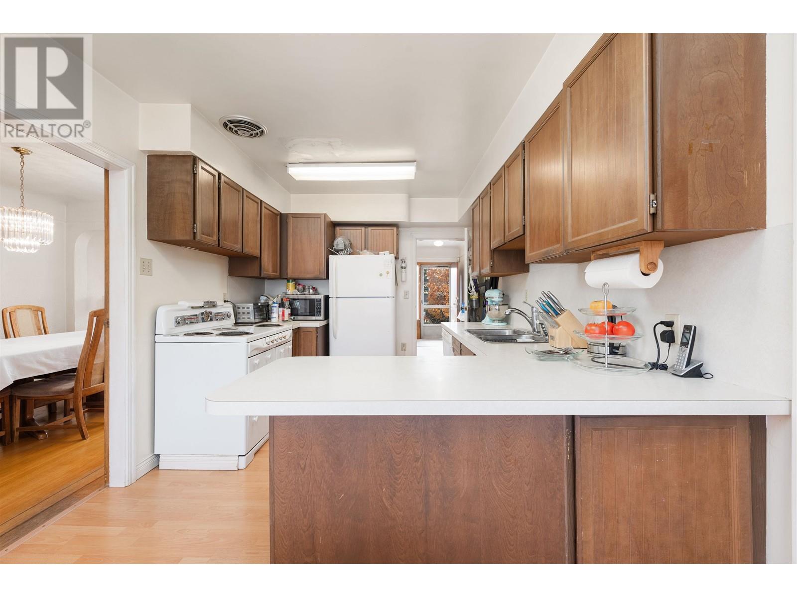 257 W 46th Avenue, Vancouver, British Columbia  V5Y 2X2 - Photo 5 - R2945365