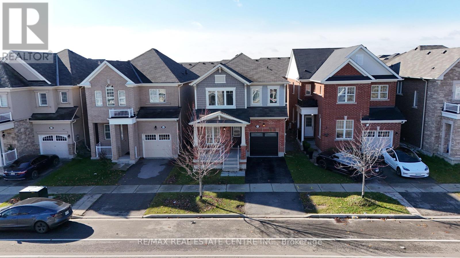 1516 FARMSTEAD DRIVE, Milton, Ontario