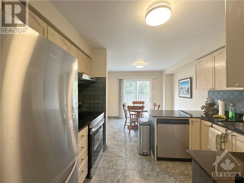 67 Beacon Way, Ottawa, Ontario  K2K 2R4 - Photo 12 - X10429935