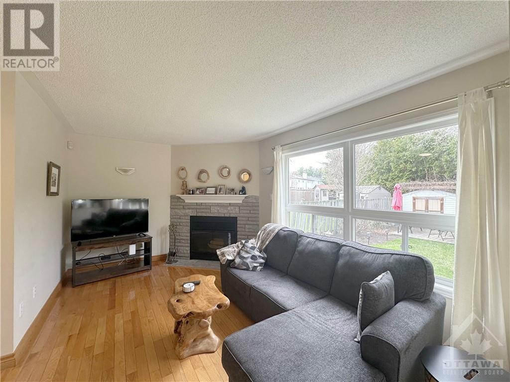 67 Beacon Way, Ottawa, Ontario  K2K 2R4 - Photo 8 - X10429935