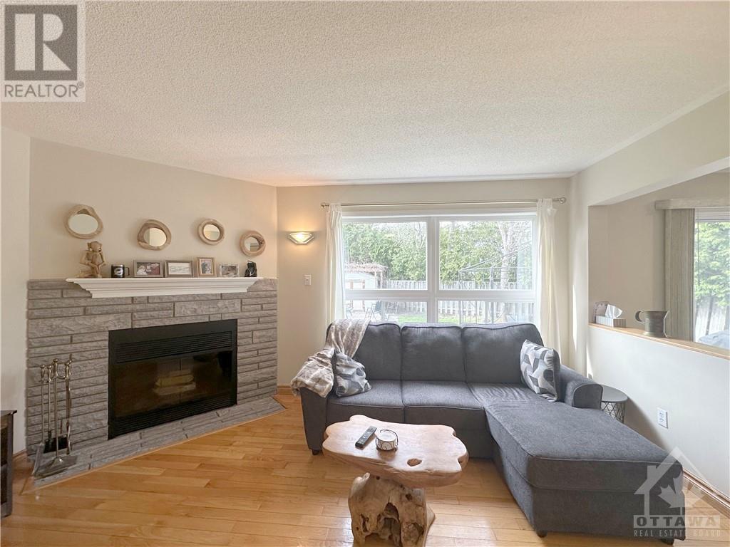 67 Beacon Way, Ottawa, Ontario  K2K 2R4 - Photo 9 - X10429935