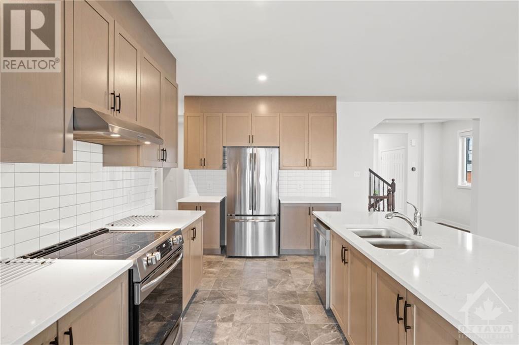 813 Crossgate StreetOttawa, Ontario  K2J 7E3 - Photo 6 - X10429942