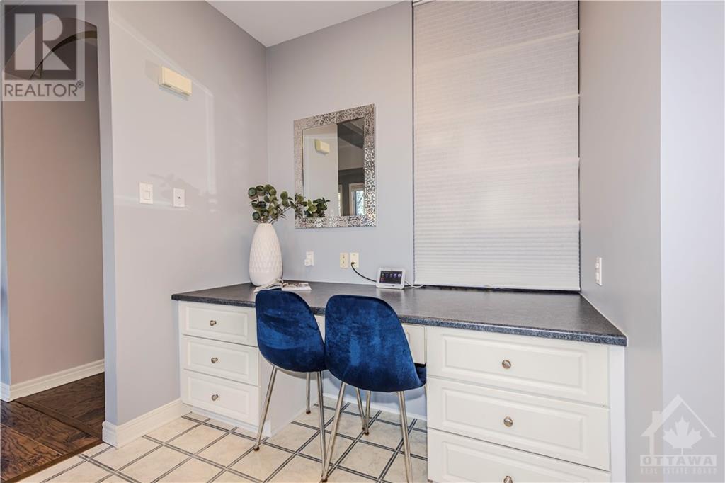 72 Kenins Crescent, Ottawa, Ontario K2K 3E4 - Photo 13 - X10429941