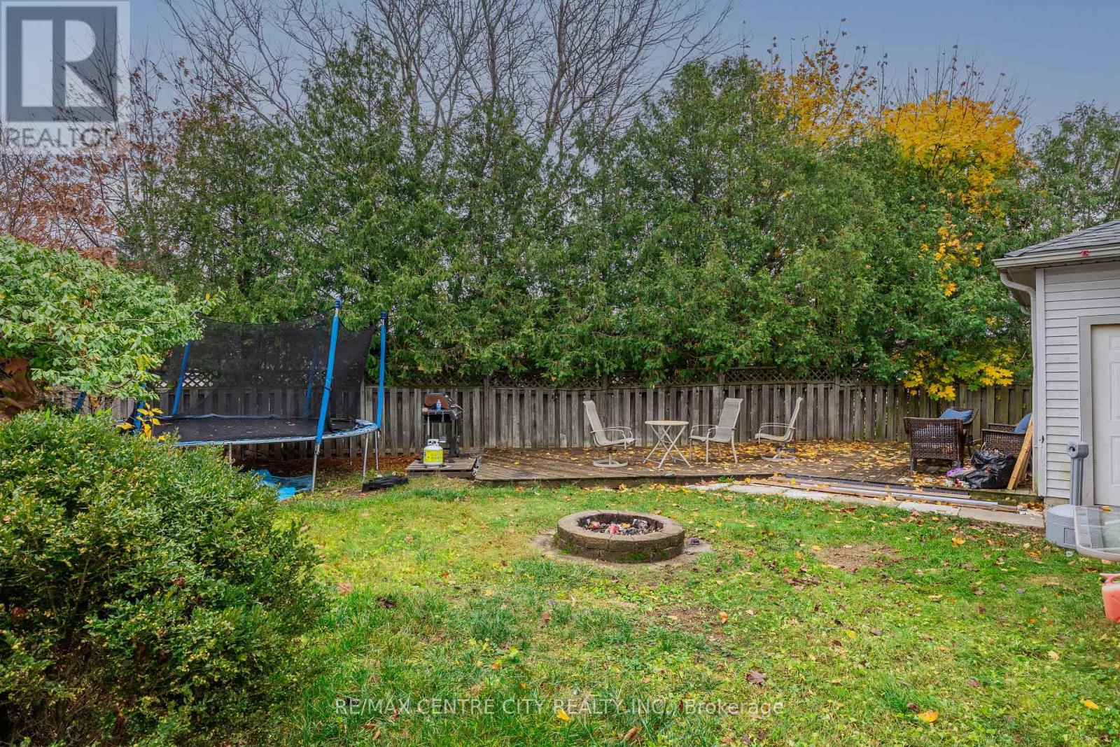 34 Ripley Road, London, Ontario  N5V 3V1 - Photo 3 - X10429956