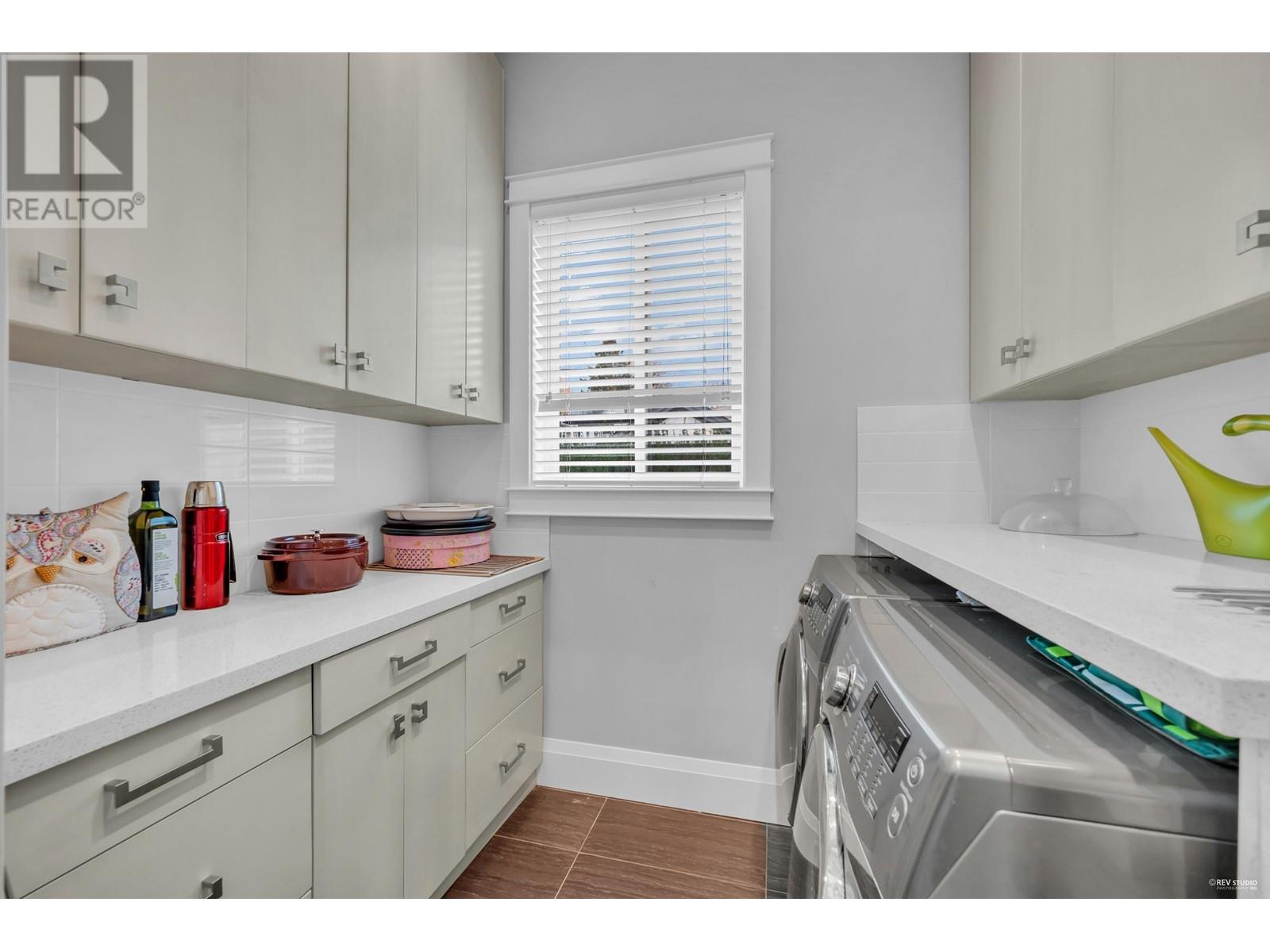 Listing Picture 19 of 40 : 4217 W 16TH AVENUE, Vancouver / 溫哥華 - 魯藝地產 Yvonne Lu Group - MLS Medallion Club Member