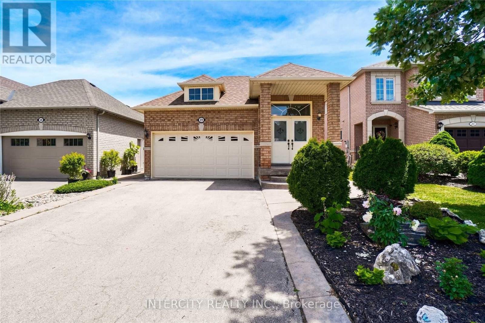 19 STONE PALACE WAY, vaughan (sonoma heights), Ontario