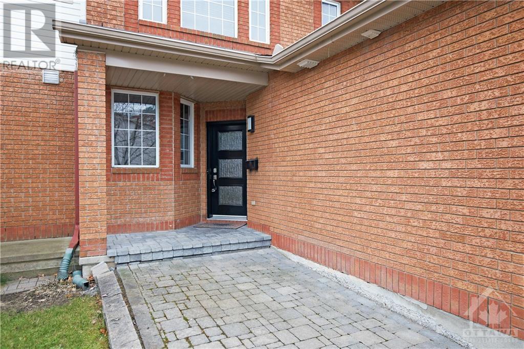 92 Carwood Circle, Ottawa, Ontario  K1K 4V5 - Photo 3 - 1420731
