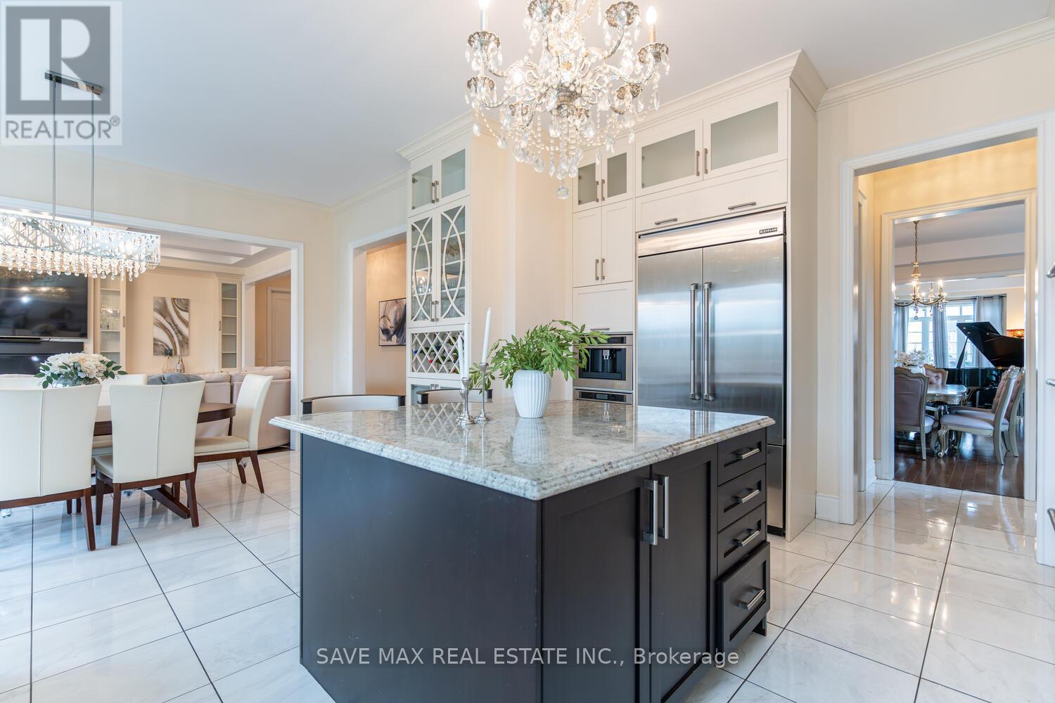 16 Layton Street, Brampton, Ontario  L6P 4H4 - Photo 15 - W10430051