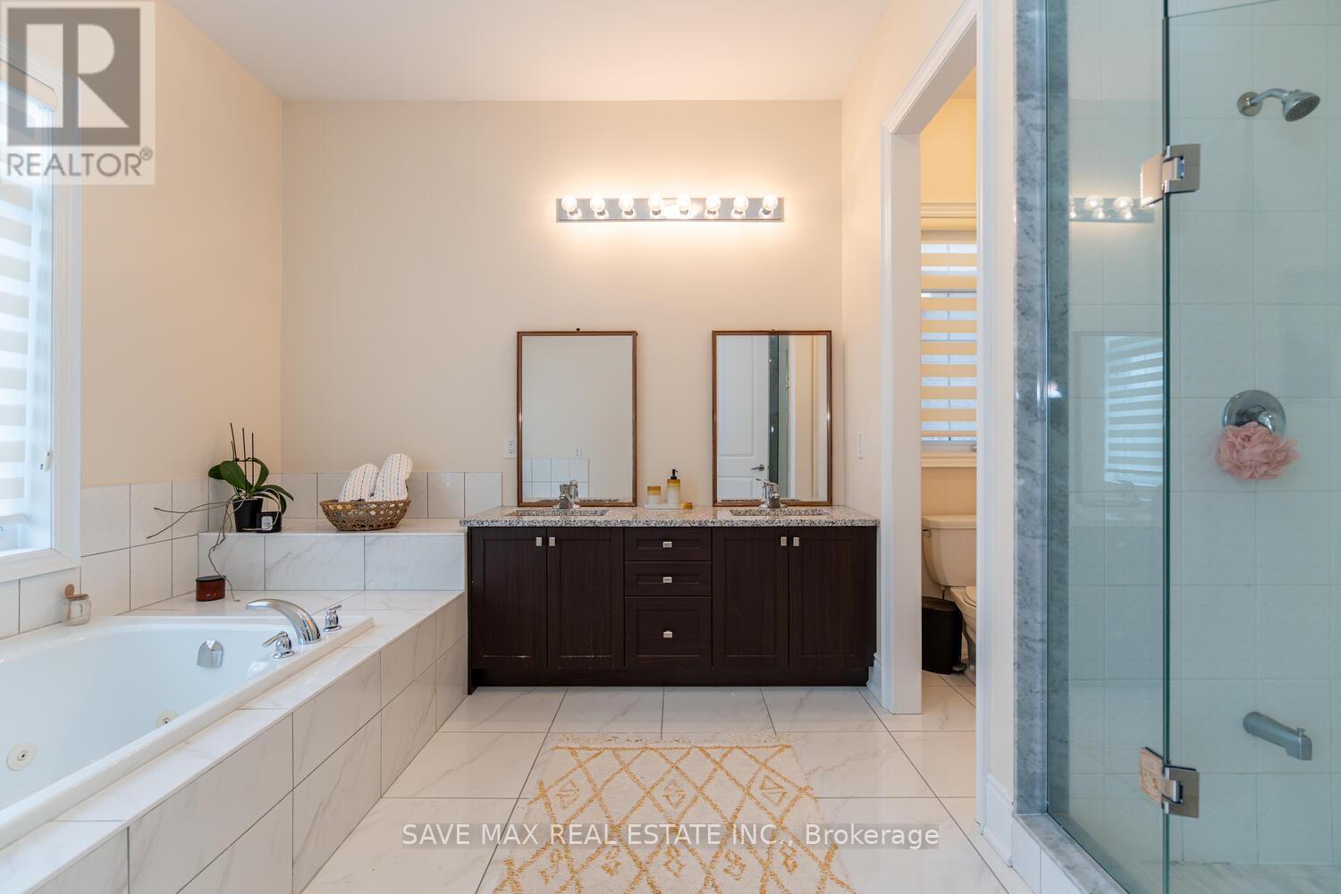 16 Layton Street, Brampton, Ontario  L6P 4H4 - Photo 20 - W10430051