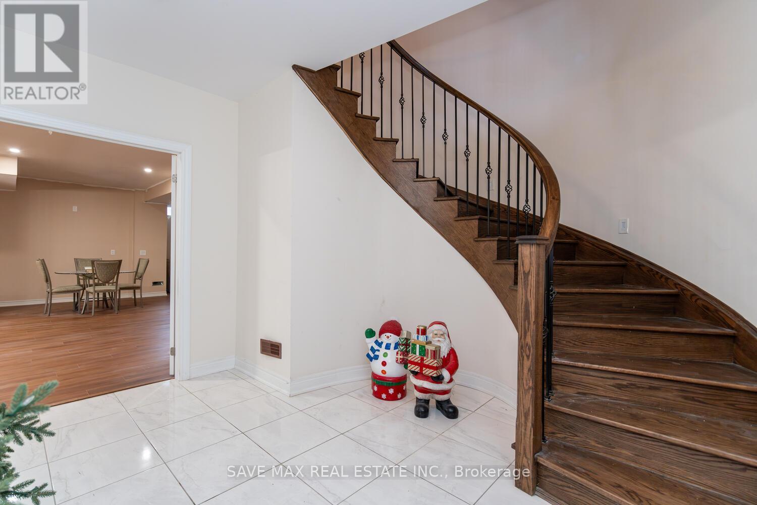 16 Layton Street, Brampton, Ontario  L6P 4H4 - Photo 36 - W10430051