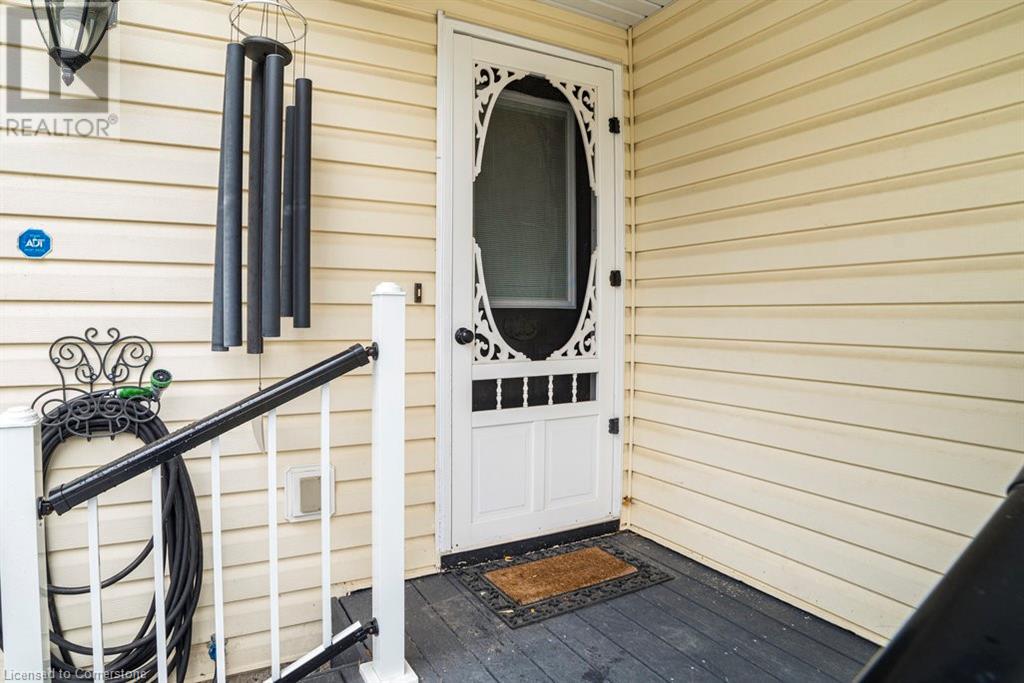 3215 CEMETERY Road Unit# LOWER, Hamilton, Ontario
