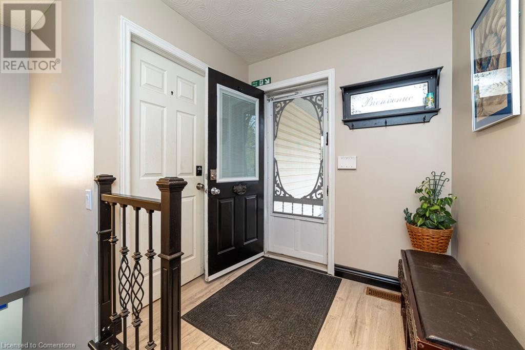 3215 Cemetery Road Unit# Lower, Hamilton, Ontario  L0R 1C0 - Photo 2 - 40678655