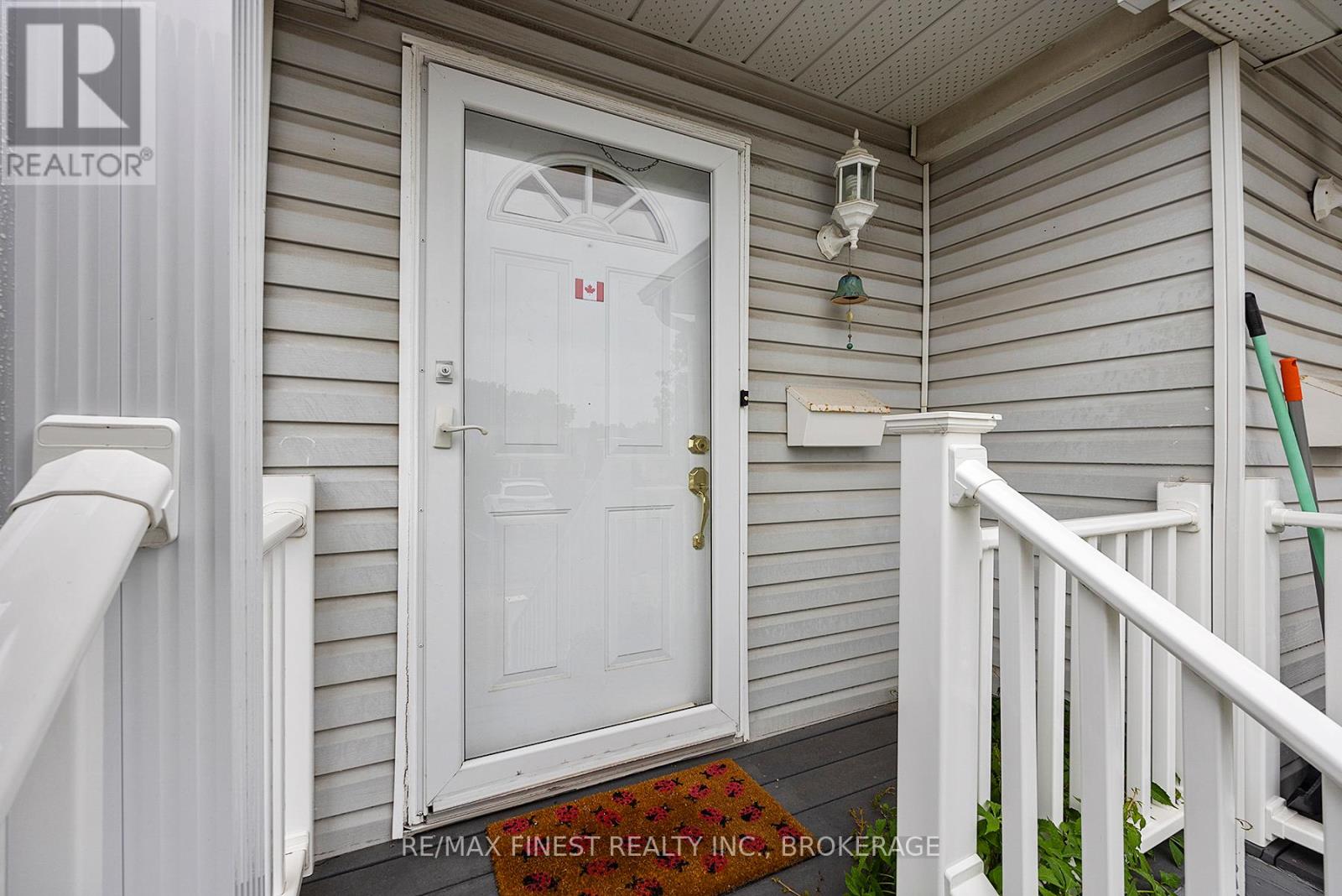 880 Winchester Lane, Kingston, Ontario  K7P 2S6 - Photo 4 - X10430178