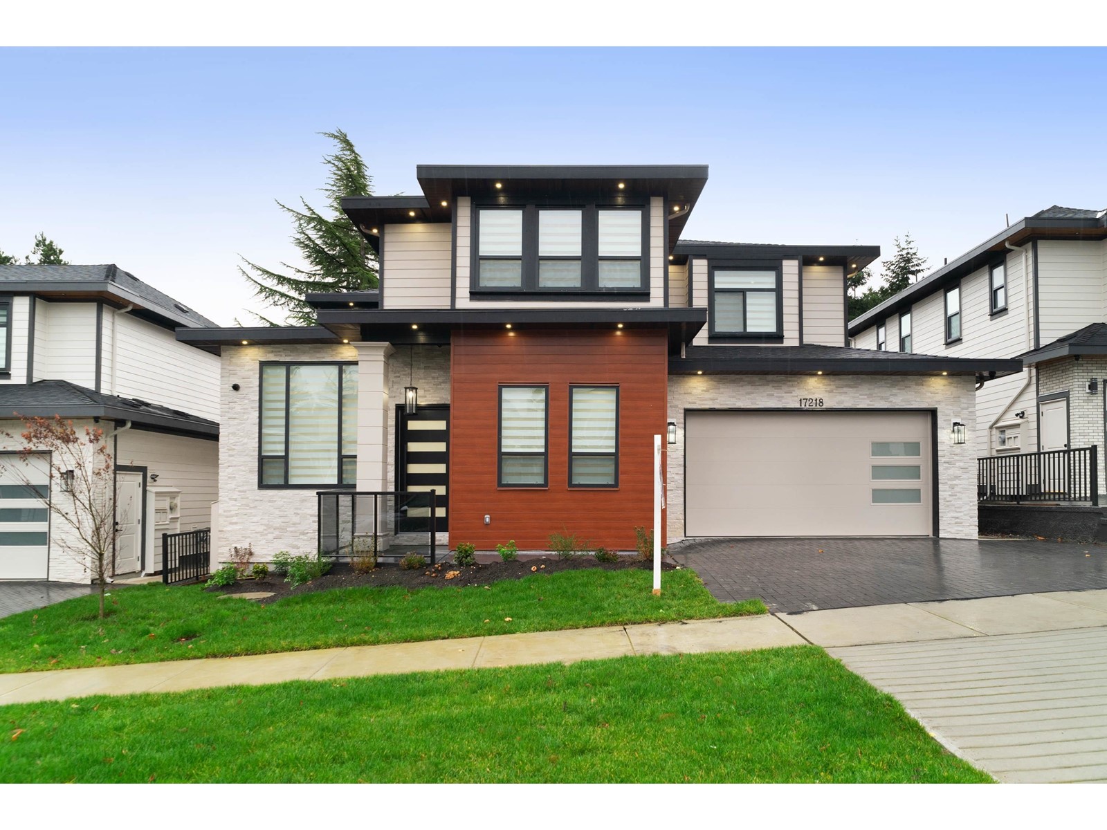 17218 59 Avenue, Surrey, British Columbia  V3S 3Z6 - Photo 1 - R2944966