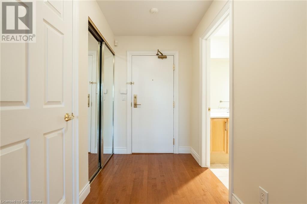 399 Elizabeth Street Unit# 611, Burlington, Ontario  L7R 0A4 - Photo 6 - 40676827