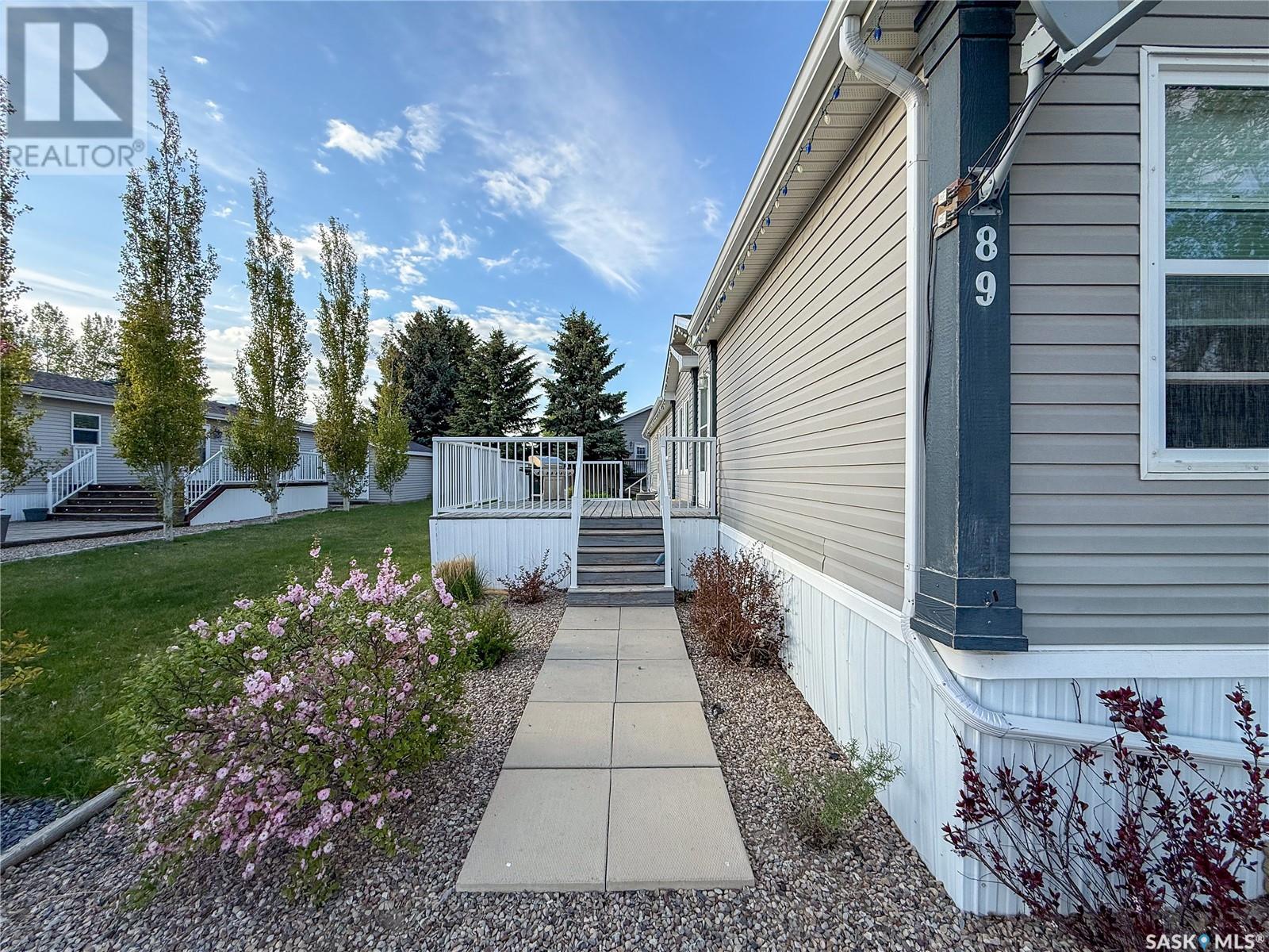 Property at 89 Prairie Sun COURT image 5