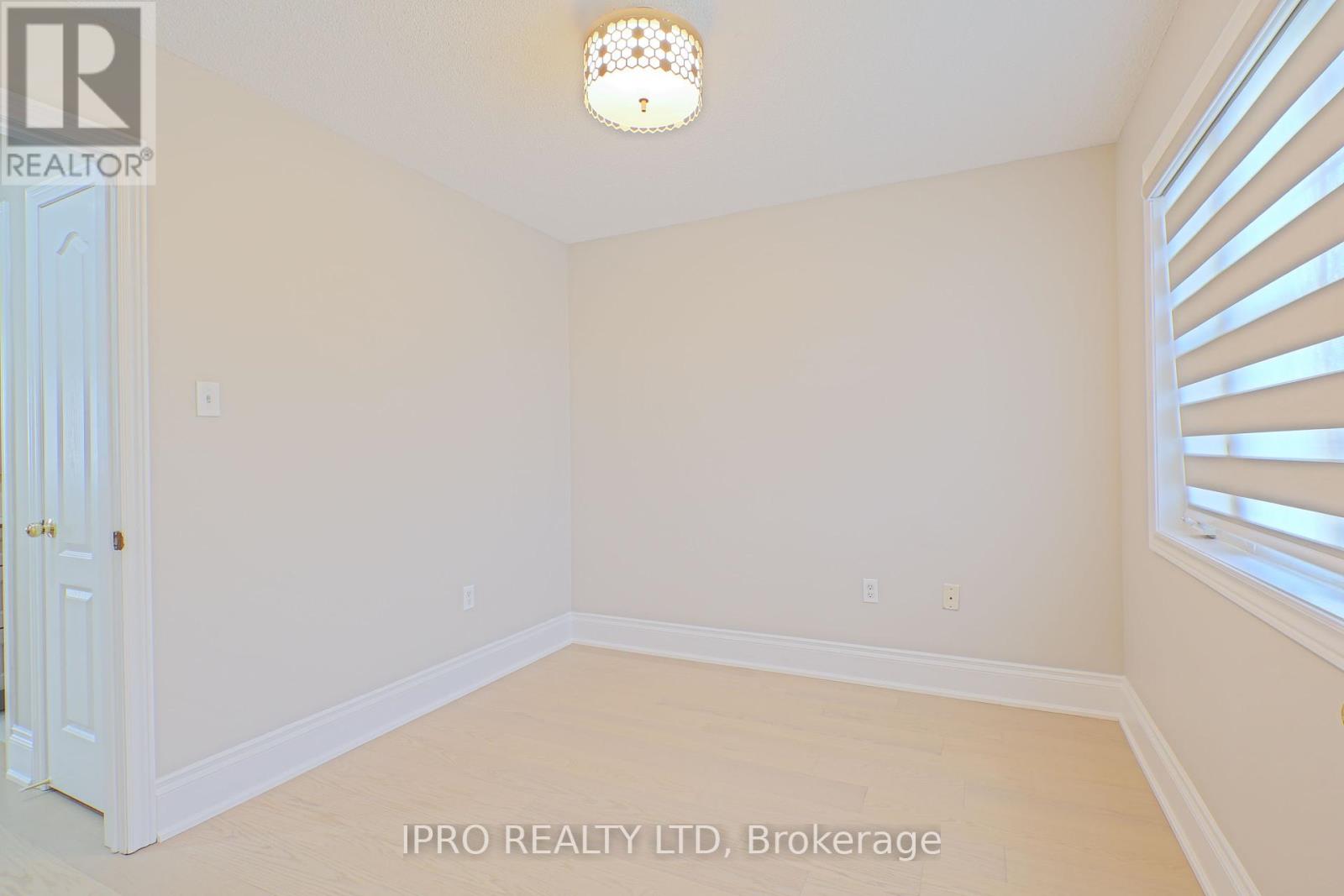 17 Prudhomme DriveBrampton (Sandringham-Wellington), Ontario  L6R 0H2 - Photo 25 - W10430197