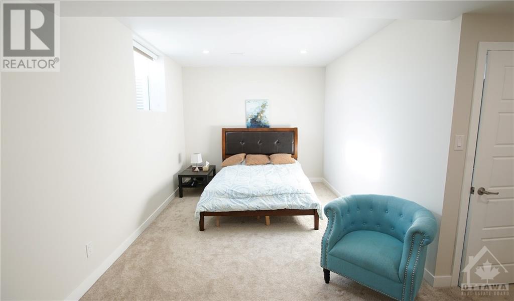 659 Fenwick WayOttawa, Ontario  K2J 7E6 - Photo 28 - X10430488