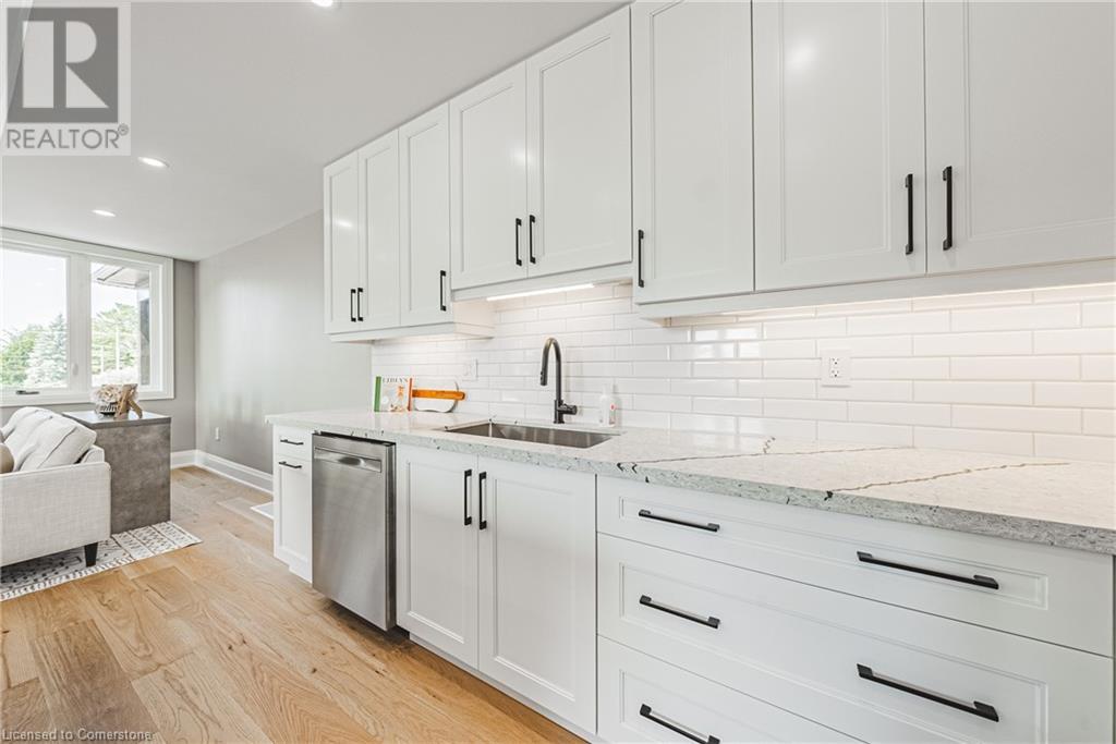 6220 Curlin Crescent, Niagara Falls, Ontario  L2H 0B8 - Photo 14 - 40679041