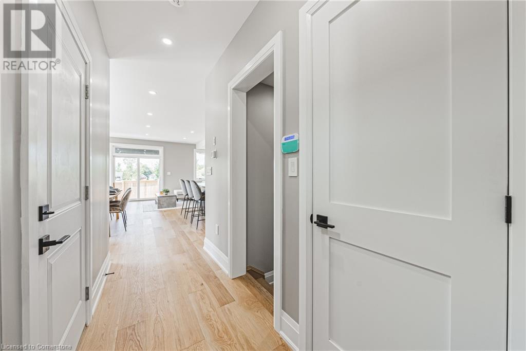 6220 Curlin Crescent, Niagara Falls, Ontario  L2H 0B8 - Photo 5 - 40679041